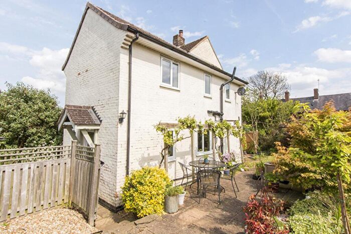 4 Bedroom Semi-Detached House For Sale In West Street, Welford, NN6