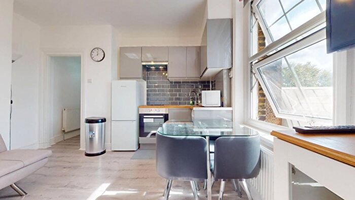 1 Bedroom Flat To Rent In Lisson Street, London, NW1