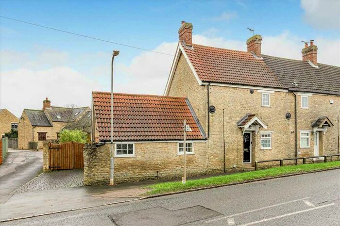 4 Bedroom End Of Terrace House For Sale In Northampton Road, Lavendon, MK46