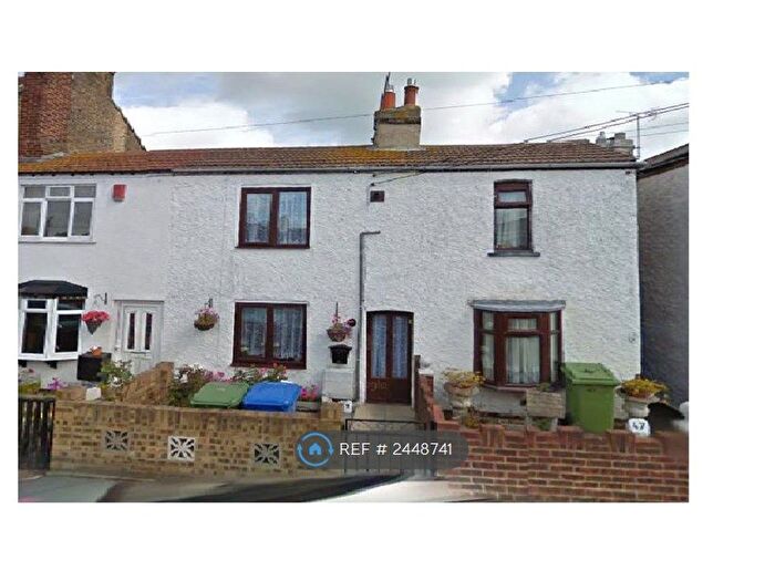 2 Bedroom End Of Terrace House To Rent In High Street, Sheerness, ME12