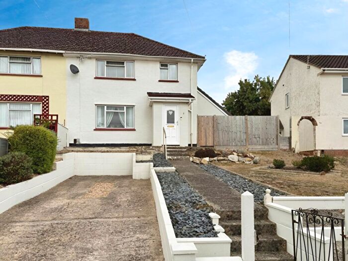 3 Bedroom Semi-Detached House For Sale In Stanley Little Road, Salisbury, SP2