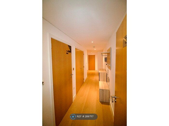 2 Bedroom Flat To Rent In Basin Approach, London, E16