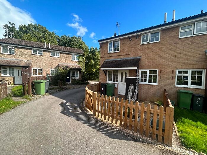 1 Bedroom Cluster House To Rent In Larchwood, Basingstoke, Hampshire, RG24
