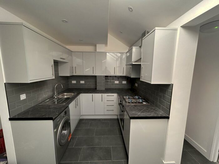 5 Bedroom Terraced House To Rent In Parsons Place, Oxford, OX4