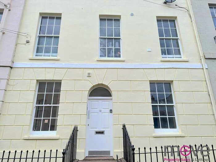 1 Bedroom Apartment To Rent In Grosvenor Street, Cheltenham, GL52