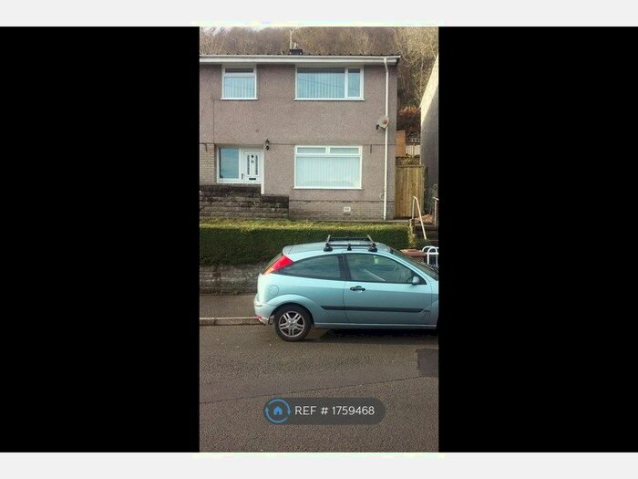 3 Bedroom Semi-Detached House To Rent In Coed-Y-Brain Court, Caerphilly, CF83