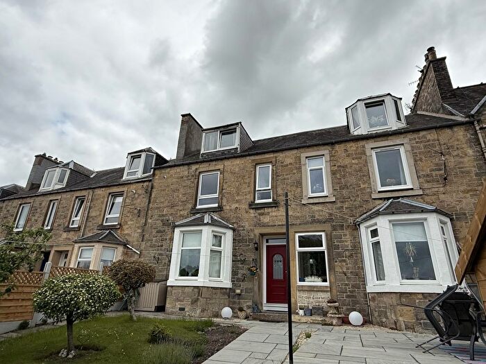 3 Bedroom Flat To Rent In Wellogate Place, Hawick, TD9