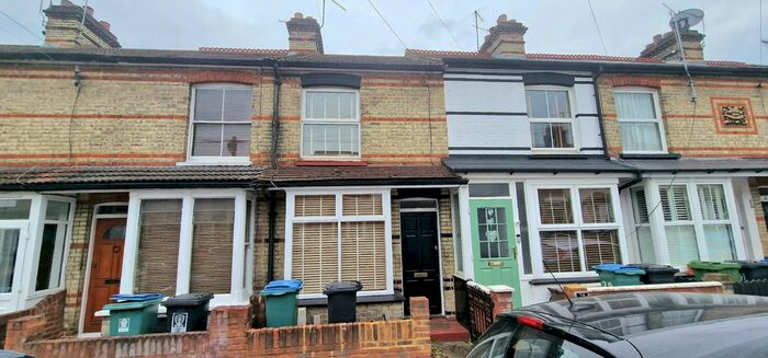 2 Bedroom Property To Rent In Grover Road, Watford, WD19