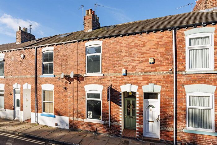 3 Bedroom Terraced House For Sale In Filey Terrace, York, YO30