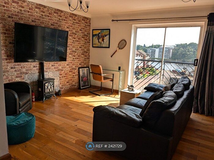 2 Bedroom Flat To Rent In Saint Lawrence Road, Newcastle Upon Tyne, NE6