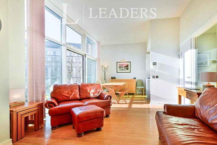 2 Bedroom Flat To Rent In St. Marys Parsonage, Manchester, Greater Manchester, M3