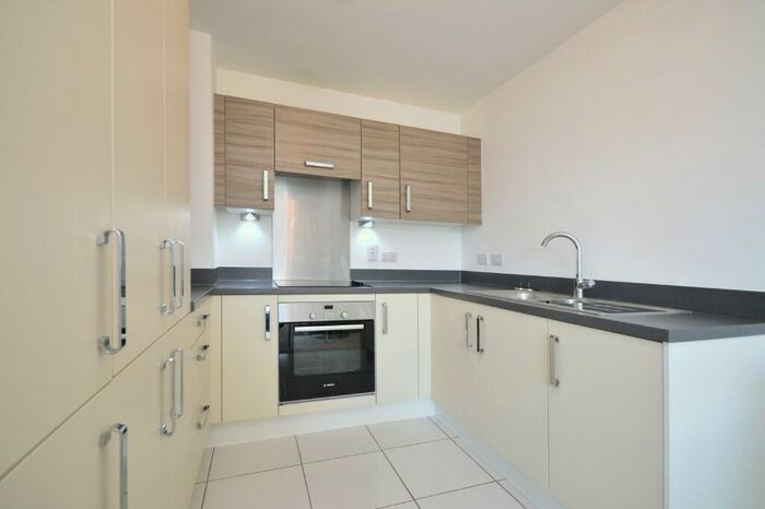 1 Bedroom Apartment To Rent In Canons Way, Bristol, BS1