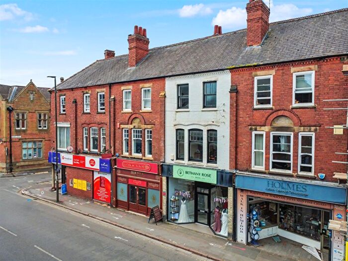 Property For Sale In Market Place, Long Eaton, NG10