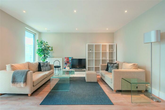 4 Bedroom Flat To Rent In Indescon Square, Millwall, E14