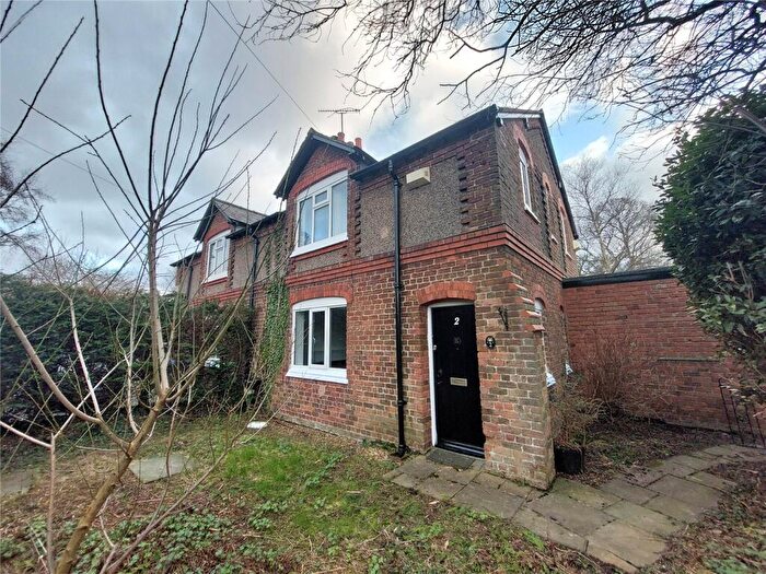 4 Bedroom Semi-Detached House To Rent In Little Sutton, Ellesmere Port, Cheshire, CH66