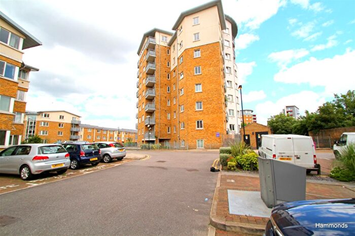 1 Bedroom Flat To Rent In Pancras Way, London, E3