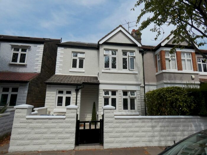 4 Bedroom Semi-Detached House To Rent In Cairn Avenue, London, W5