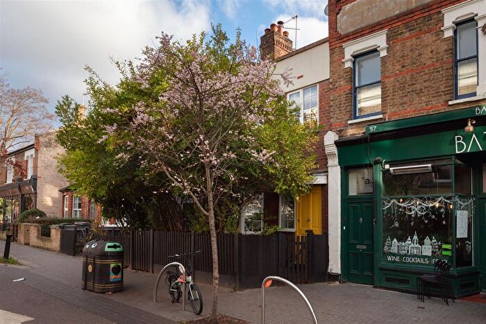 3 Bedroom Property For Sale In Orford Road, Walthamstow, E17