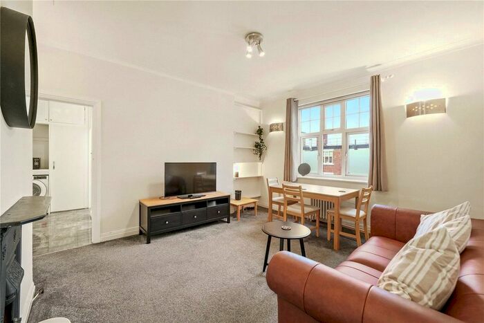 1 Bedroom Flat To Rent In Gilling Court, Belsize Grove, NW3