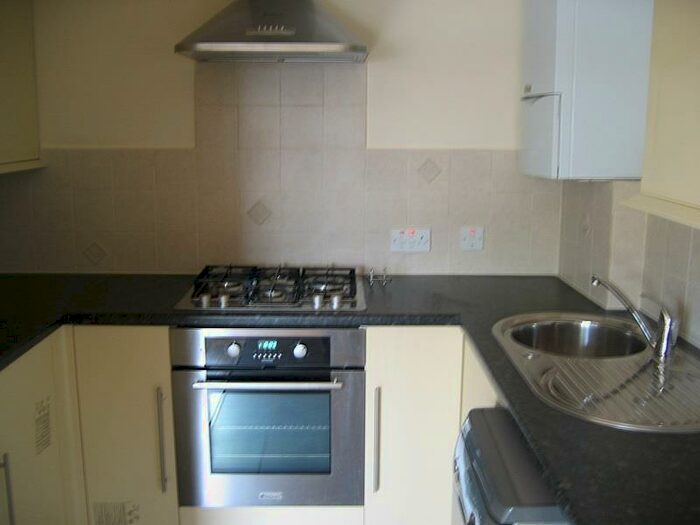 1 Bedroom Flat To Rent In Mays Lane, Barnet, EN5