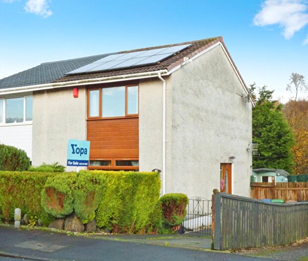 2 Bedroom Semi-detached House For Sale In Porterfield, Dunfermline, KY12