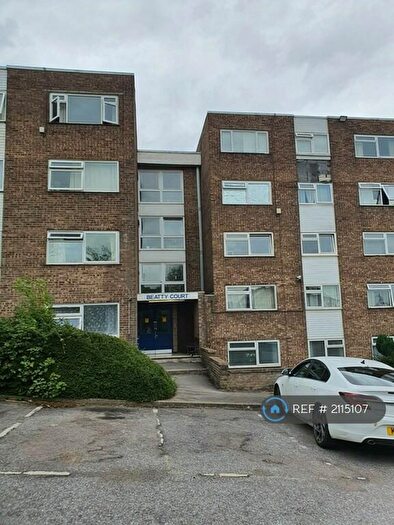 2 Bedroom Flat To Rent In Beatty Court, Southampton, SO19