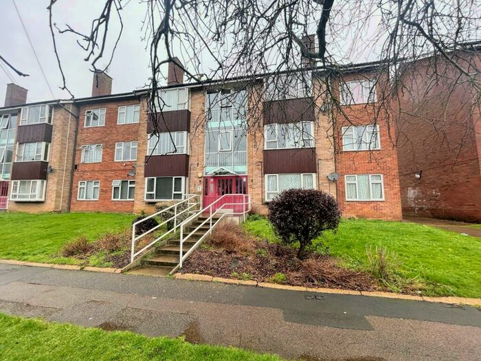 2 Bedroom Apartment To Rent In Birkfield Drive, Ipswich, IP2