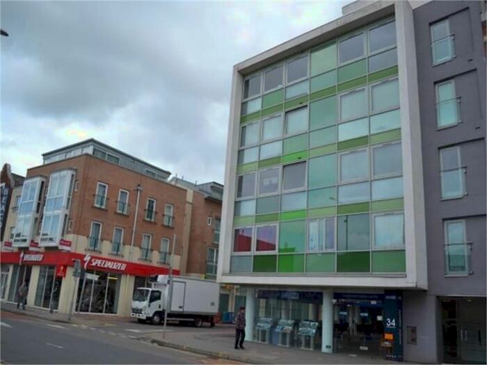 1 Bedroom Flat To Rent In Richmond Road, Kingston Upon Thames, KT2