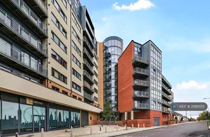 2 Bedroom Flat To Rent In Perth Road, Ilford, IG2