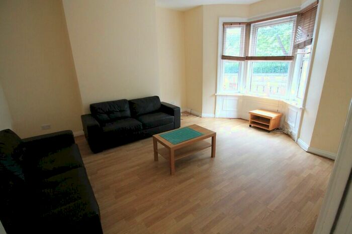 6 Bedroom Terraced House To Rent In Osborne Avenue, Newcastle Upon Tyne, NE2