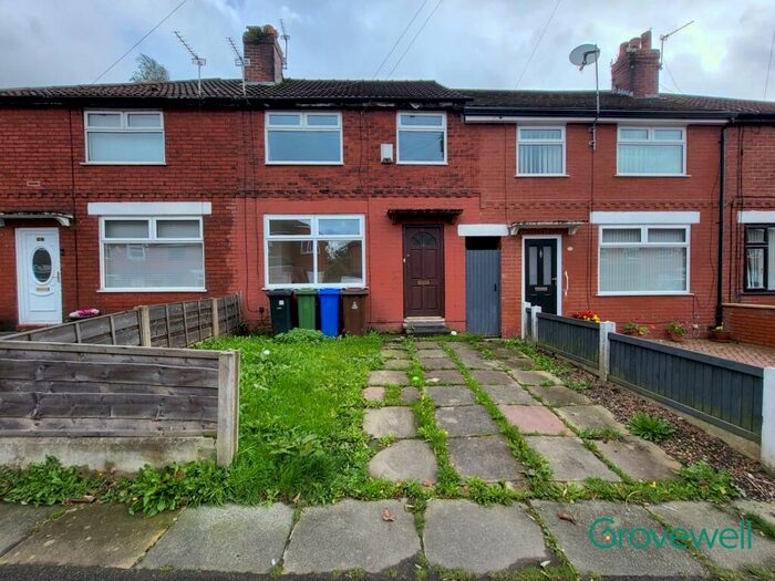 2 Bedroom Terraced House To Rent In Clough Road, Droylsden, Manchester, M43