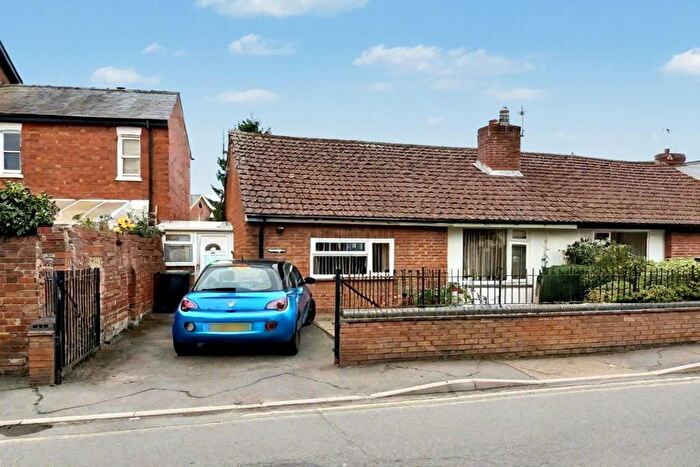 2 Bedroom Semi-detached Bungalow For Sale In Green Street, Hereford, HR1