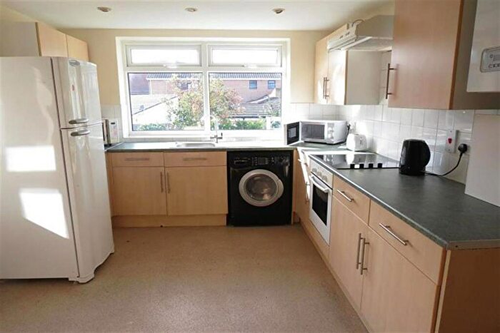 5 Bedroom House To Rent In Bedroom Detached House In Winton, BH9