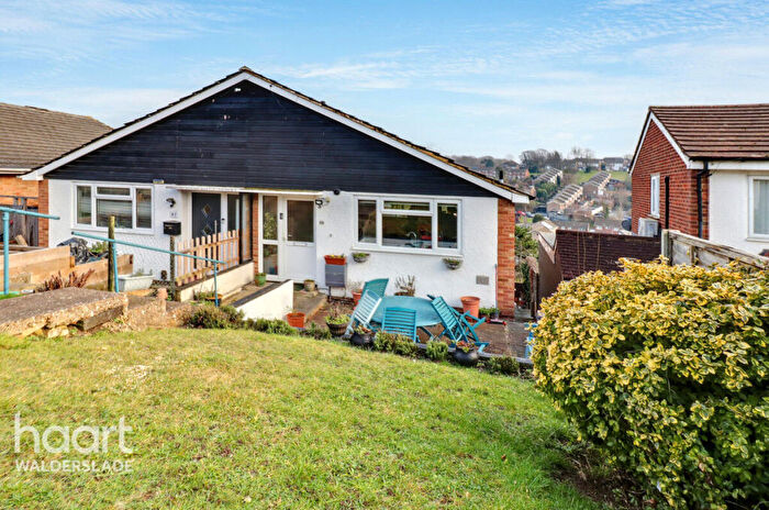 3 Bedroom Semi Detached House For Sale In Sussex Drive, Walderslade, ME5