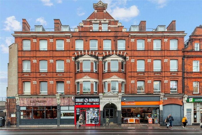 2 Bedroom Flat To Rent In Salisbury House, Highbury Corner, London, N5