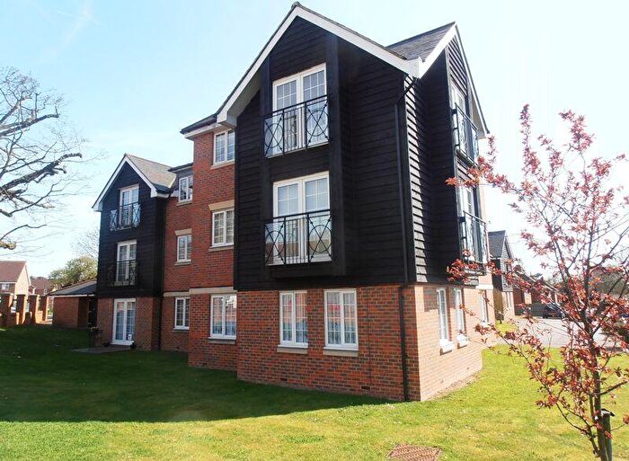 2 Bedroom Flat To Rent In Epsom, KT17