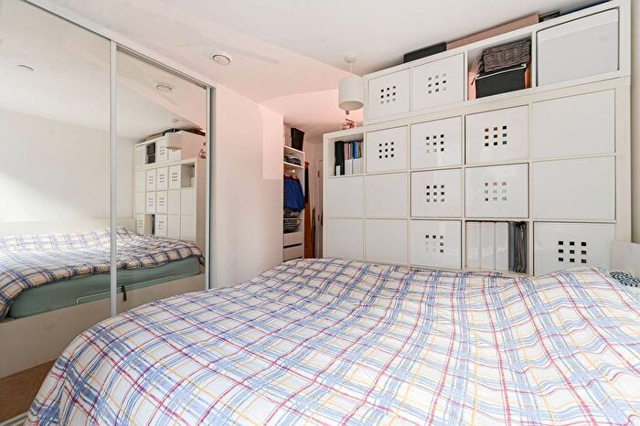 1 Bedroom Flat For Sale In Parkside Avenue, Greenwich, London, SE10