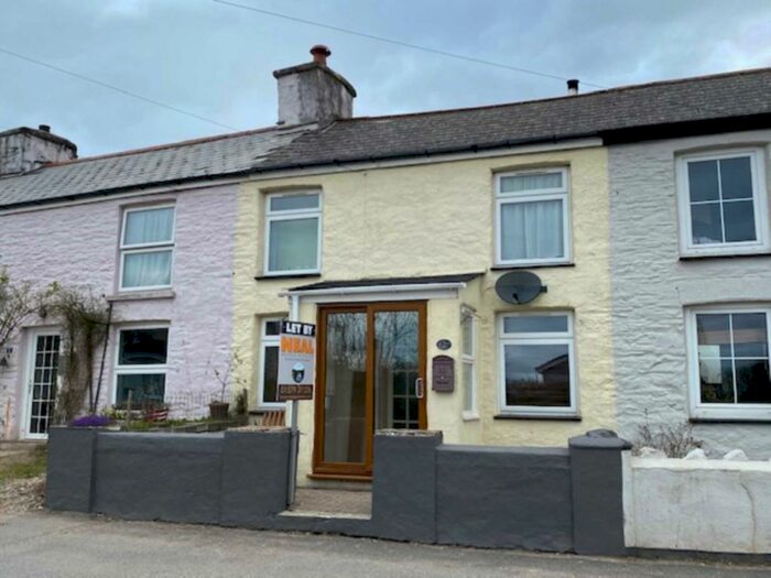 2 Bedroom Terraced House To Rent In Harrowbarrow, PL17