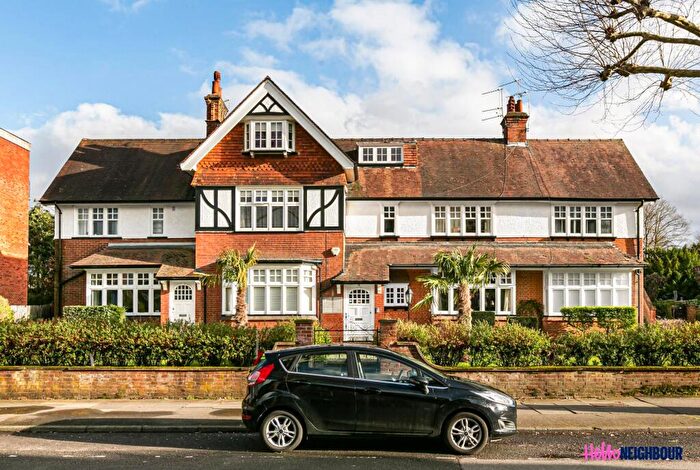 1 Bedroom Apartment To Rent In Lovelace Road, Surbiton, KT6