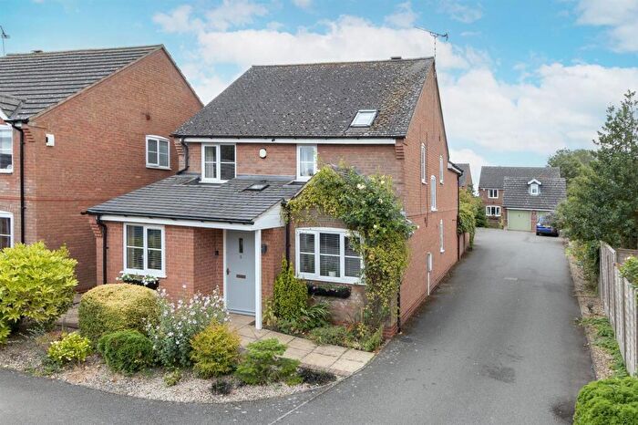 4 Bedroom Detached House For Sale In Cherry Tree Close, Husbands Bosworth, LE17