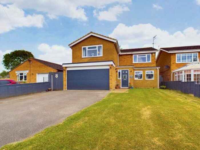 5 Bedroom Detached House For Sale In Watery Lane, Nether Heyford, Northampton, NN7