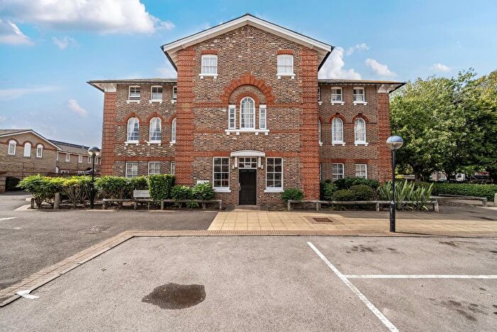 1 Bedroom Flat For Sale In St. Marys Road, Portsmouth, PO3