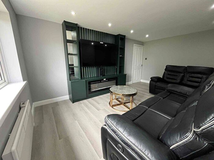 2 Bedroom Maisonette To Rent In The Close, Hampstead Norreys, RG18