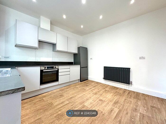 1 Bedroom Maisonette To Rent In Clarendon Road, Luton, LU2