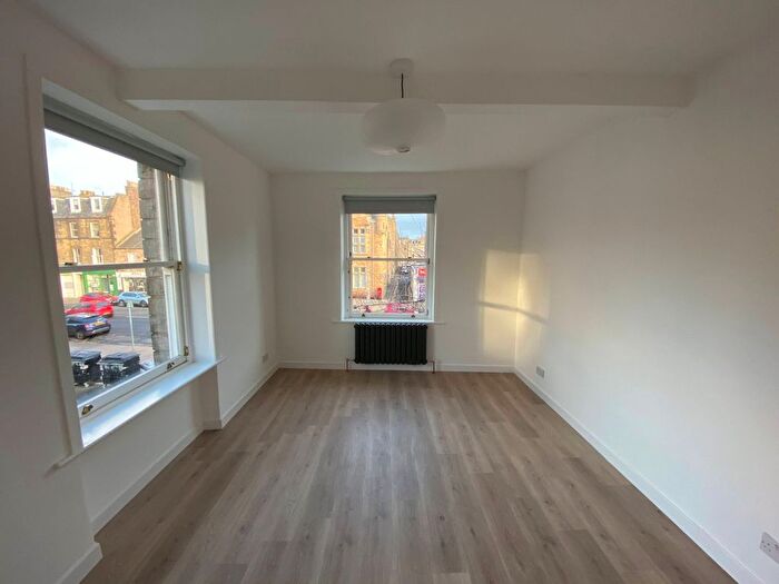 2 Bedroom Flat To Rent In Portobello High Street, Edinburgh, Midlothian, EH15