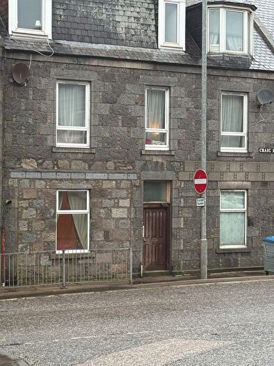 2 Bedroom Flat To Rent In Craig Place, Aberdeen, AB11