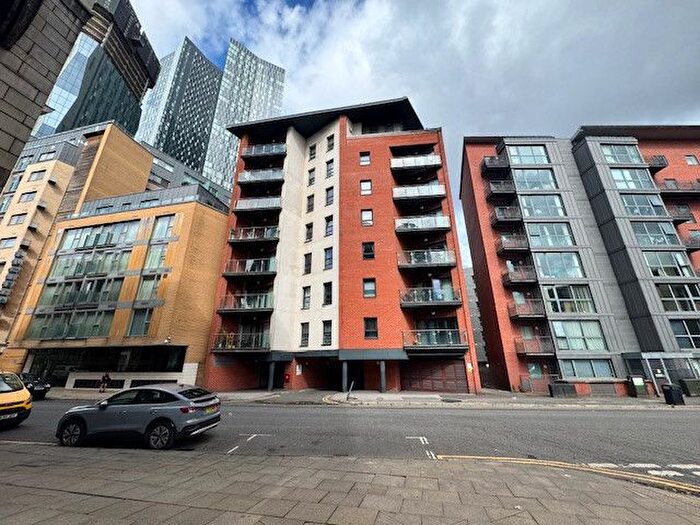 3 Bedroom Flat To Rent In City Road East, Manchester, M15