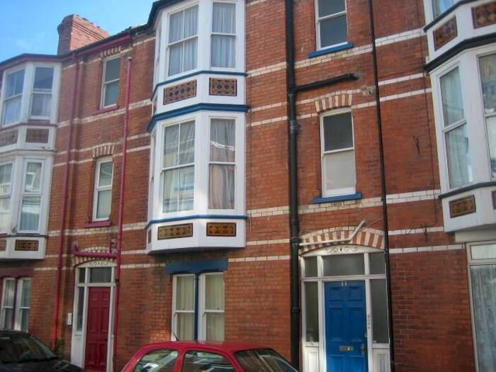 2 Bedroom Flat To Rent In Market Street, Weymouth, DT4