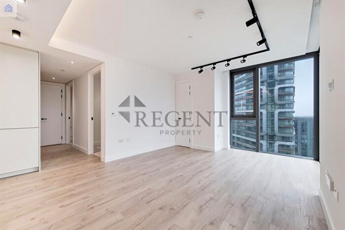 2 Bedroom Apartment To Rent In Valencia Tower, Bollinder Place, EC1V