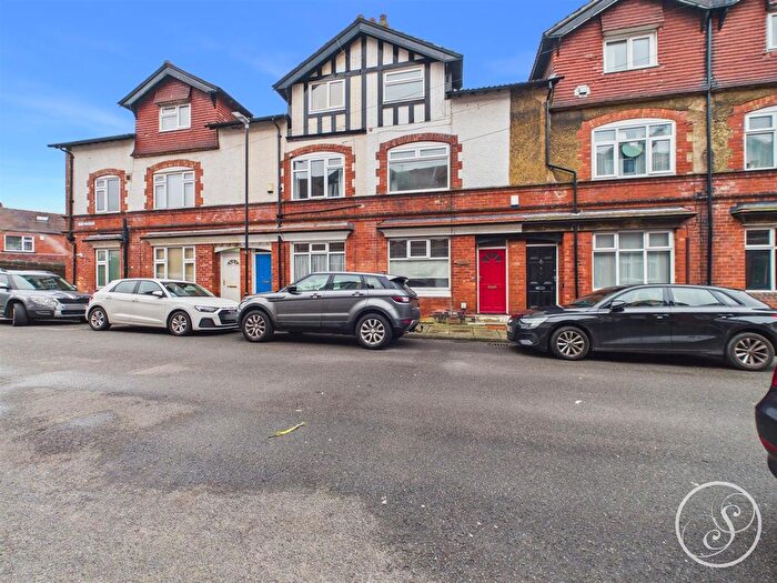 4 Bedroom Terraced House For Sale In Hawthorn View, Chapel Allerton, Leeds, LS7